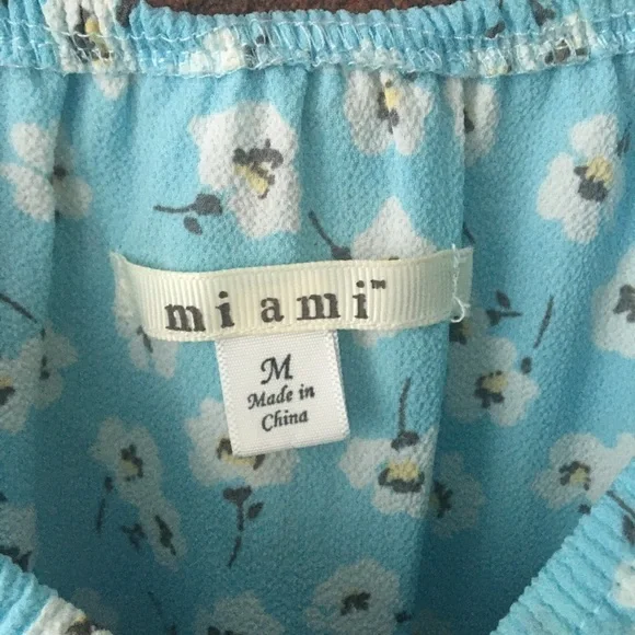 Francesca’s Blue Floral Off the Shoulder Maxi Dress - Picture 4 of 7